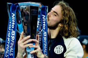 Τσιτσιπάς : Πόνος και κόπωση πίσω από τον θρίαμβο