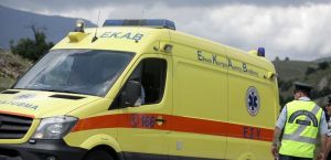 Ασχημο παιχνίδι της μοίρας: Γλίτωσε από τροχαίο και τον σκότωσε διερχόμενο αυτοκίνητο