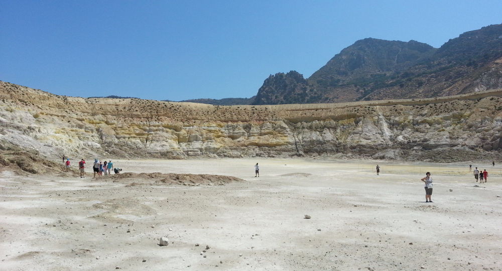 Σοβαρά εγκαύματα στο ηφαίστειο έπαθε Βρετανός τουρίστας