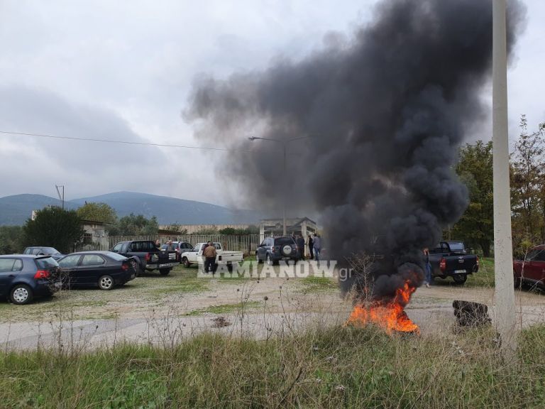 Στη Φθιώτιδα θυμήθηκαν το Κούγκι και απειλούν για τους πρόσφυγες | tanea.gr