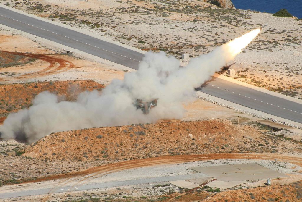 Επιτυχείς βολές πυροβολικού Μάχης στο πεδίο βολής Κρήτης