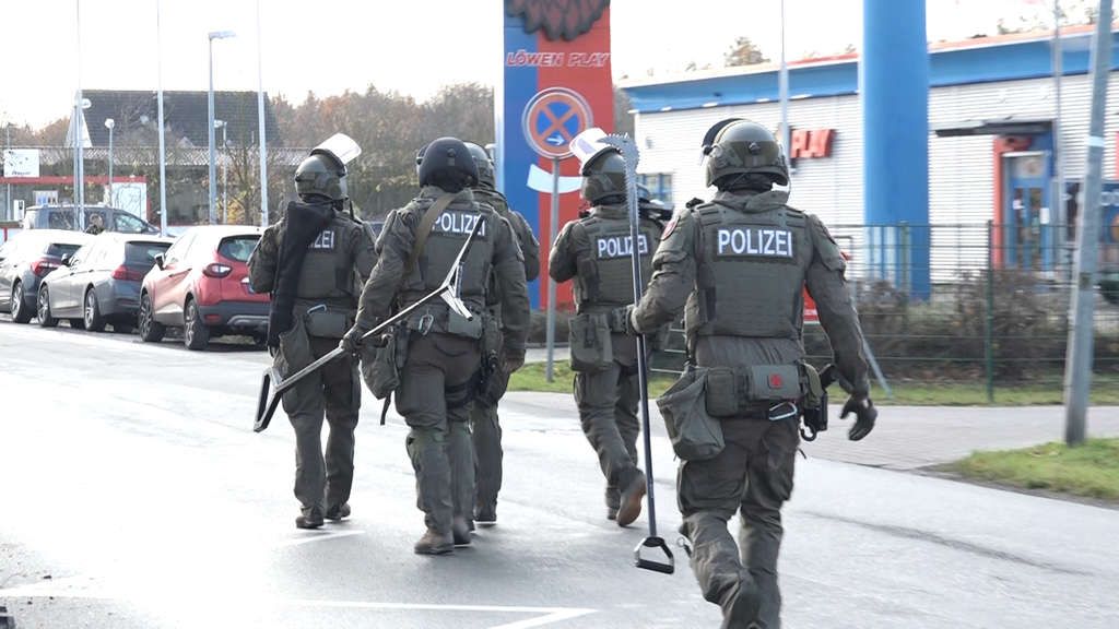 Πληροφορίες για κατάσταση ομηρίας σε κατάστημα στη Γερμανία