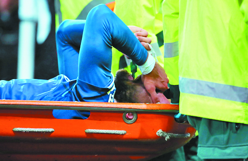 Σοκαριστικός τραυματισμός για τον Γκόμες