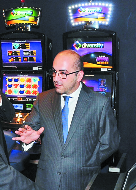 «Εχει αίμα στα χέρια του!»