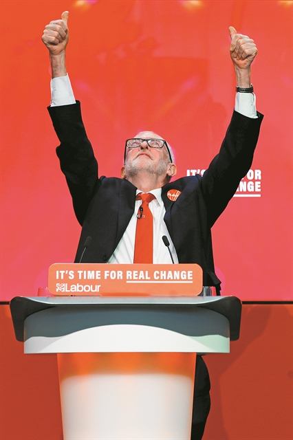 Αριστερό μανιφέστομε πλήθος υποσχέσεων