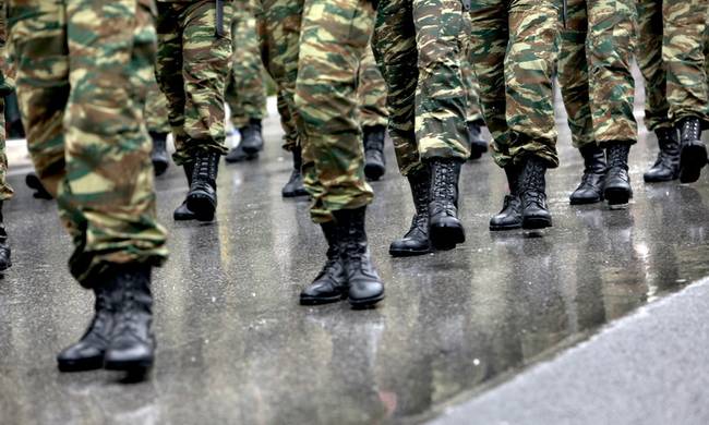 Στρατιωτικοί: Ερχονται αυξήσεις έως 100 ευρώ τον μήνα