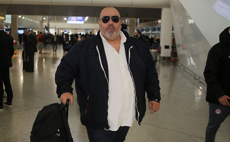 Καραπαπάς: «Άσε τα πρωταθλήματα του αυτοκράτορα, δεν έχεις μάθει να μετράς μέχρι το 44»