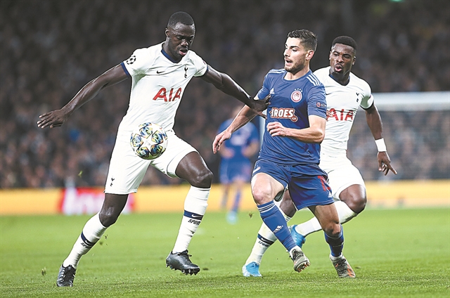 Τα… μαθηματικά δύο διοργανώσεων