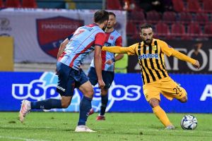 «Αυτοκτόνησε» ο Αρης στη Νέα Σμύρνη (1-1)