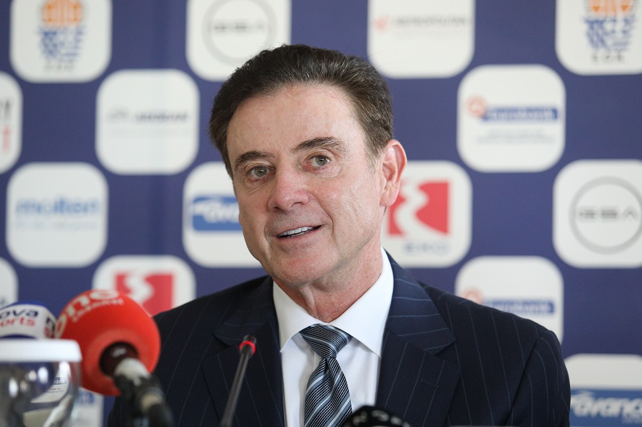 Πιτίνο: «Έλληνας… για τους επόμενους 8 μήνες»