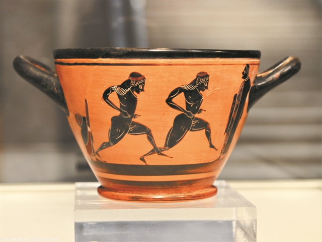 Επαναπατρίστηκε ο αρχαίος σκύφος του Σπύρου Λούη