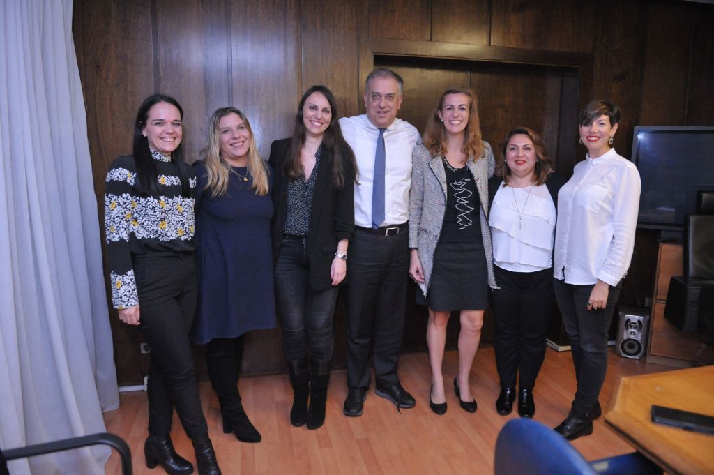 Επιπλέον άδεια στις υπαλλήλους του Δημοσίου για γυναικολογικό έλεγχο