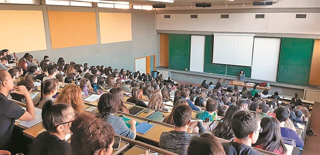 Χρηματοδότηση «επί δύο» στα ΑΕΙ