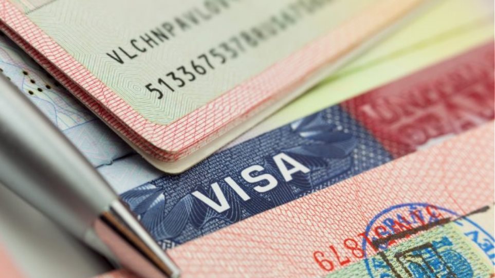 Διαβατήρια : Τη χορήγησή τους έναντι υψηλού τιμήματος μελετά η κυβέρνηση