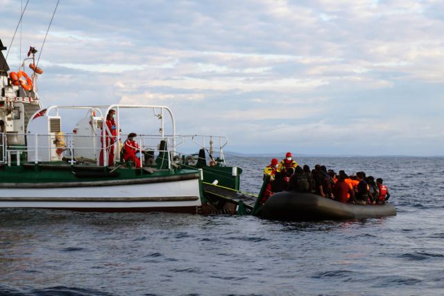 Μειώθηκαν οι ροές προσφύγων στα νησιά του Αιγαίου τον Οκτώβριο