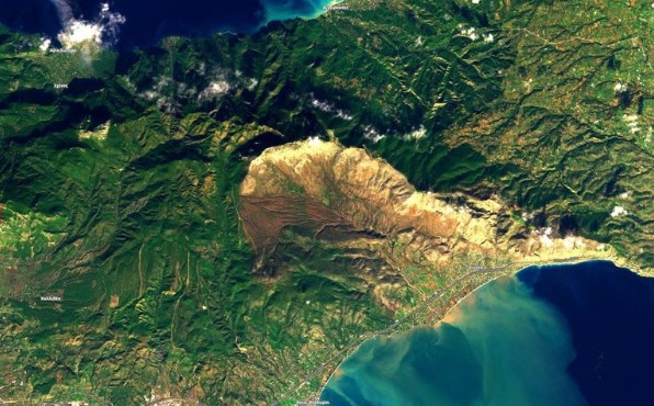 Φωτογραφία δορυφόρου απεικονίζει την πλημμυρισμένη Κινέτα | tanea.gr