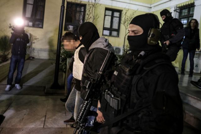 Επαναστατική αυτοάμυνα : Ψάχνουν τον «ηγέτη» και δύο άγνωστα μέλη