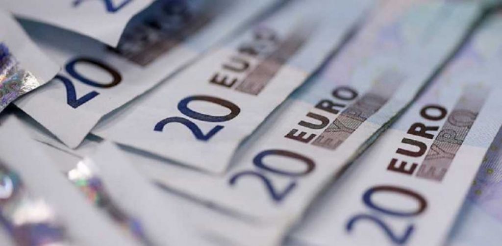 Επιστρέψτε τις περικοπές σε 300.000 επικουρικές