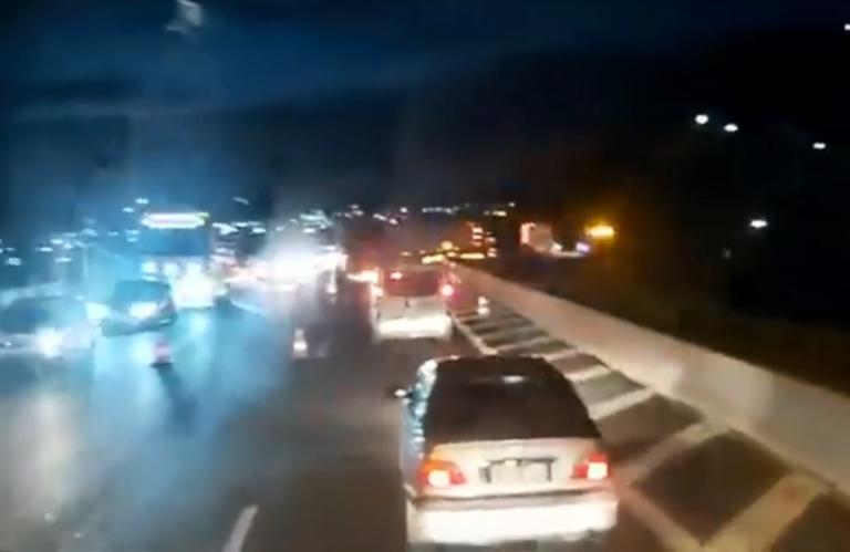 Αθηνών – Κορίνθου: Σε απόγνωση χιλιάδες οδηγοί που είναι εγκλωβισμένοι στην κίνηση