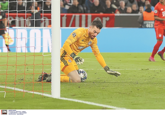 Το πιο λαμπερό αναμνηστικό άλμπουμ της καριέρας του