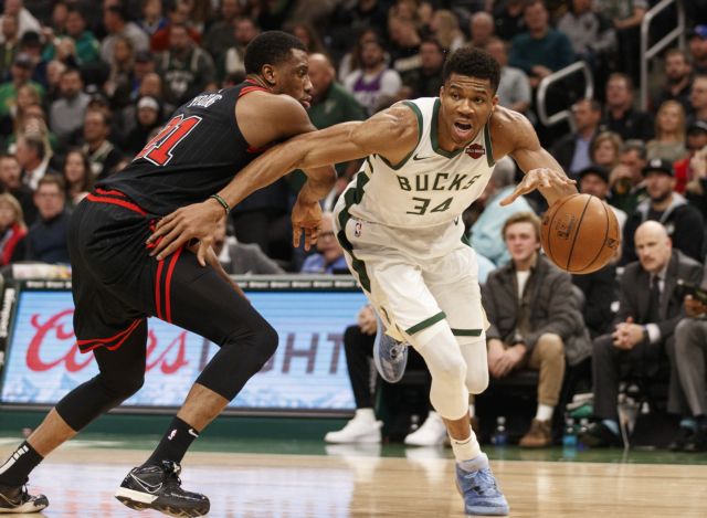 Αντετοκούνμπο: «Θέλω να γίνομαι καλύτερος και να κερδίζουν οι Μπακς»