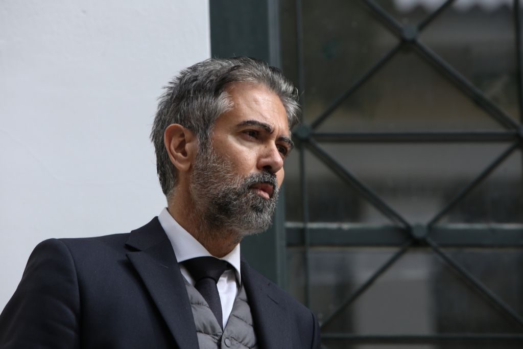 Novartis : Νέα μάχη σήμερα στη Βουλή – Καταθέτει ξανά ο Φρουζής