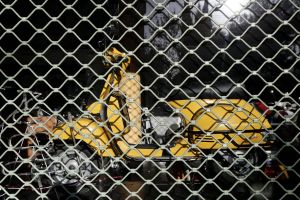 Μεγάλες ανατροπές στα ΚΤΕΟ – Δείτε πώς θα γίνονται οι έλεγχοι στα παλαιά αυτοκίνητα