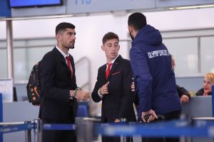 Ολυμπιακός : Αναχώρησε με προορισμό το Λονδίνο και το γήπεδο της Τότεναμ