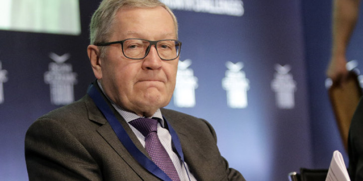 Το ΔΝΤ «κόβει», η ευρωζώνη ελπίζει