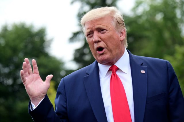 Τραμπ : Θα καλούσα τον Ζελένσκι στον Λευκό Οίκο