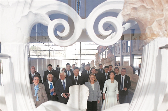 Πέντε  ηγέτες στο Μουσείο της Ακρόπολης