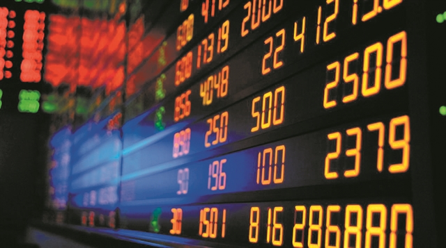 Οι δημοπρασίες «ωραιοποιούν» την εικόνα του χρηματιστηρίου