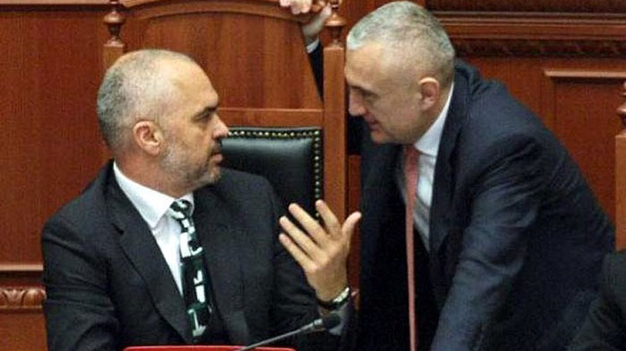 Αλβανία : Δημοψήφισμα για το Σύνταγμα