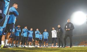 Με το βλέμμα στο Κατάρ