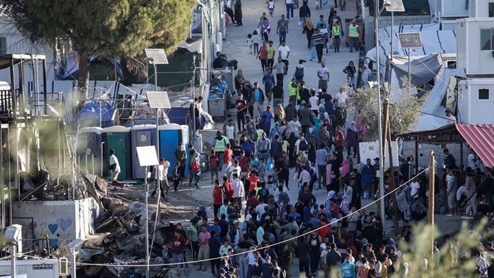 Γενί Σαφάκ : Η Ελλάδα φτιάχνει «ναζιστικά στρατόπεδα» για τους μετανάστες