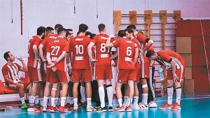 Κοίταξε στα μάτια το μεγαθήριο και ελπίζει