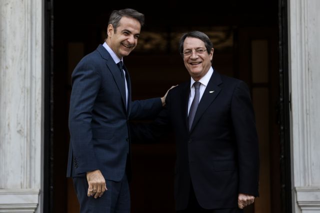 Τηλεφωνική επικοινωνία Μητσοτάκη – Αναστασιάδη