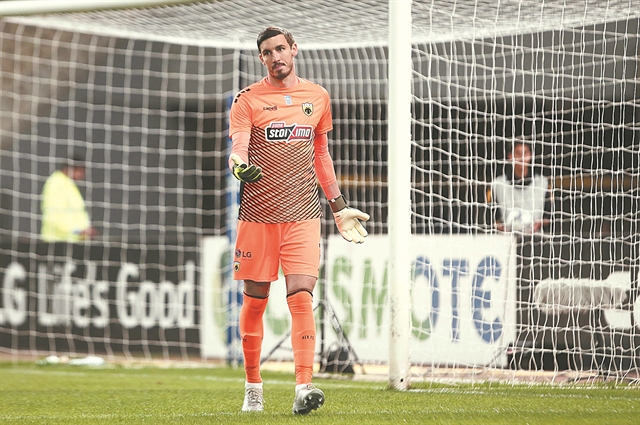 Δείχνει τον δρόμο για τον Μπάρκα