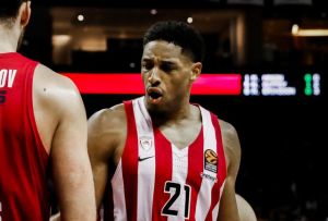 Ο Ολυμπιακός ισοπέδωσε την Άλμπα στο Βερολίνο