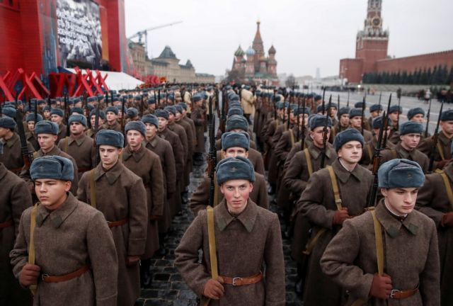 Η Ρωσία επαναφέρει σοβιετικό νόμο για τα στρατιωτικά μυστικά