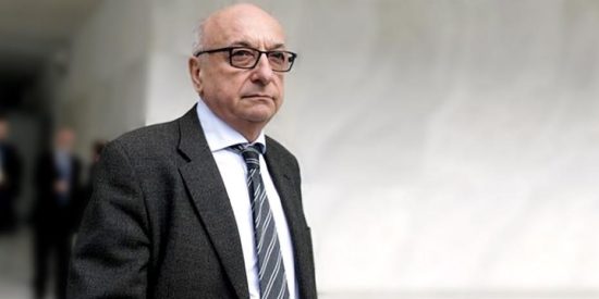 ΣΥΡΙΖΑ κατά ΝΔ-ΚΙΝΑΛ για απαλλαγή Τσουκάτου: «Ποιος τσέπωσε το 1 εκατ.;»