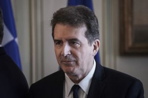 Χτύπησαν έμπιστο συνεργάτη του Χρυσοχοΐδη – Διακομίσθηκε στο νοσοκομείο