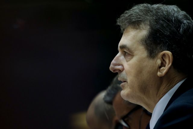 Επίθεση ΣΥΡΙΖΑ και ΚΙΝΑΛ κατά της κυβέρνησης: Καταστροφική ανεπάρκεια στο προσφυγικό