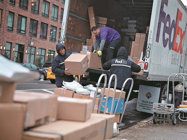 Επιστρέφουν στα e-shop προϊόντα αξίας $115 δισ.