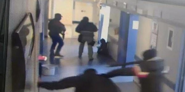Βίντεο φρίκης: Απάγουν ασθενή από νοσοκομείο και τον δολοφονούν