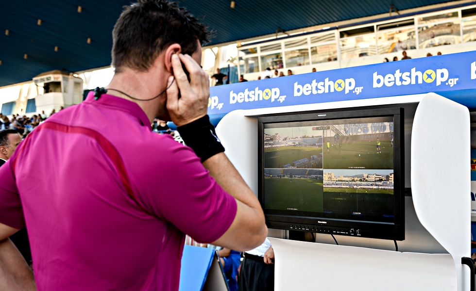 Επ’ αόριστον αποχή αποφάσισαν οι διαιτητές της Σούπερ Λιγκ