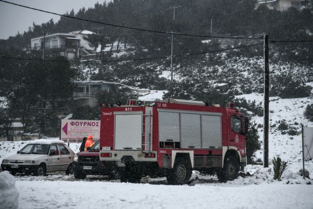 Εκκένωση οικισμών λόγω υπερχείλισης ποταμού στη Χαλκίδα