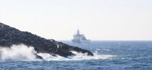 Σκάφος της τουρκικής ακτοφυλακής απείλησε να εμβολίσει Έλληνες ψαράδες