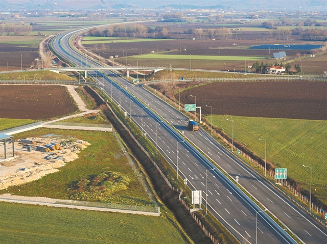 Επενδύσεις 6,5 δισ. ευρώ σε καθαρή  ενέργεια και υποδομές, δημιουργία 20.000 νέων θέσεων εργασίας