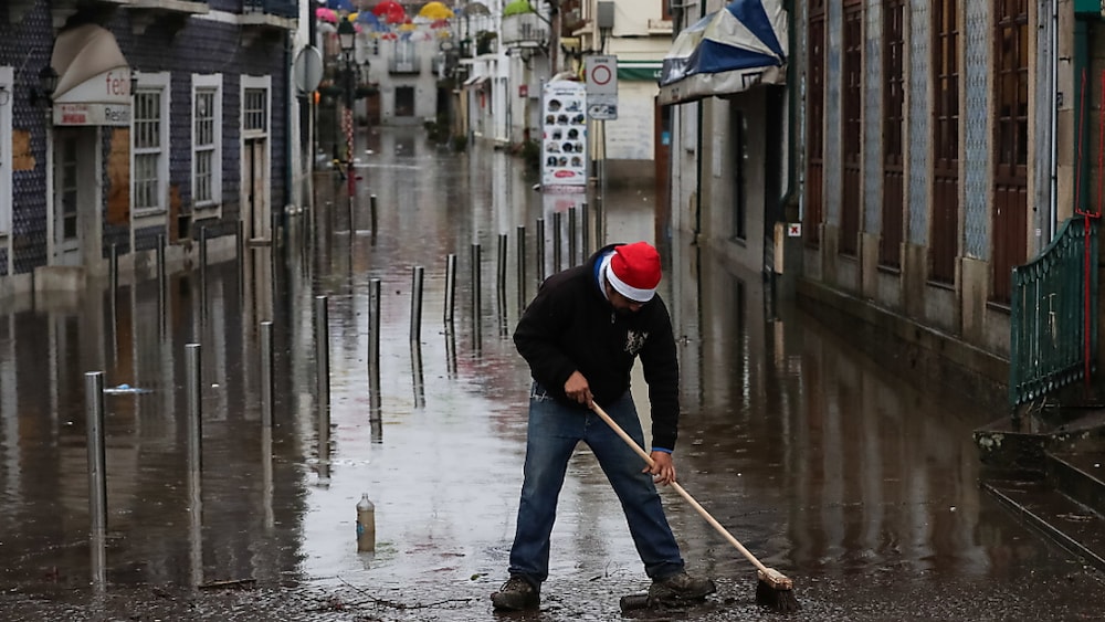 Καταιγίδα Έλσα : Σάρωσε σε Πορτογαλία, Ισπανία και Γαλλία